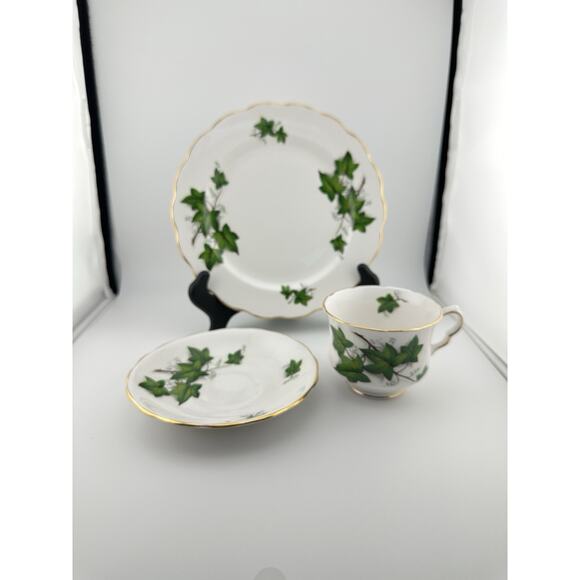 Royal Kent "Green Ivy" Tea Trio Set Made in Staffordshire England Bone China - Picture 2 of 8